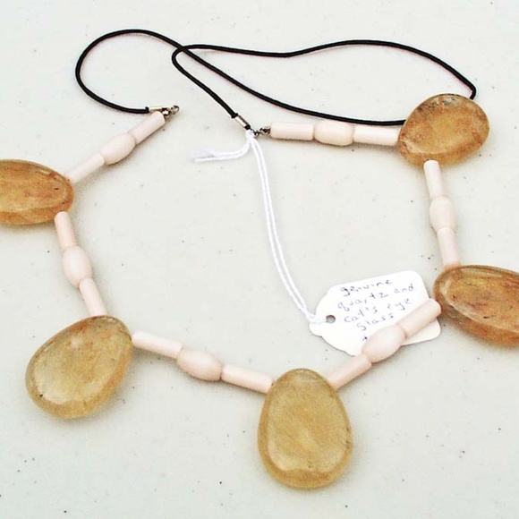 HONEY QUARTZ LARGE DROPS WITH CATS EYE BEADS NECKLACE, 20 INCHES, LIGHT HONEY - Picture 2 of 2